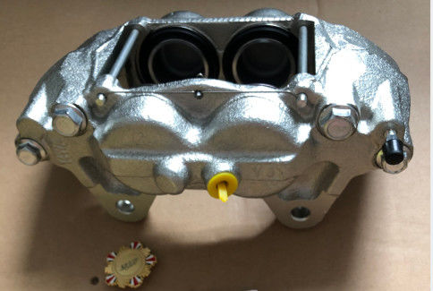 Front 47750-60130 Disc Brake Caliper Dust Cover 47730-60130
