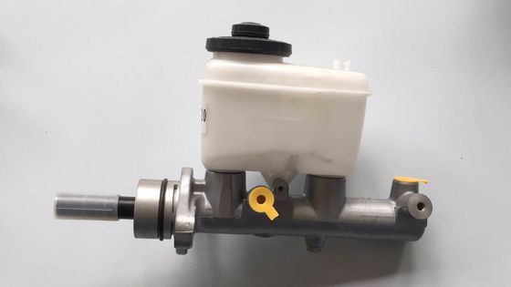 47201-60720 ブレーキマスターシリンダー FITS TOYOTA LAND CRUISER 100 FZJ10# HDJ100 UZJ100 HZJ105 DSL2 FEI TD2 ブレーキマスターシリンダー サブアセンブリ FZJ100 FITS TOYOTA Land Cruiser FZJ100 UZJ100 HDJ100 OEM