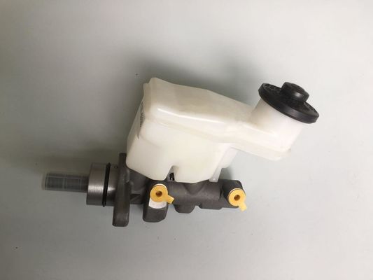 47201-0D080 47201-02388 ブレーキマスターシリンダーフィット FITS TOYOTA Vios ((AT) 2005 OE 47201-0D080 FITS TOYOTA Soluna Vios 2006 ~ 2008 ブレーキマスターシリンダー