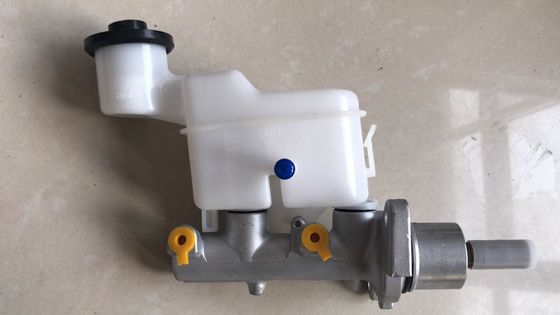 47201-09230シリンダー サブアッシー ブレーキマスター 47201-09230 FITS TOYOTA ヒラックスピックアップ MK6 KUN26 3.0TD D4D 10/2006-2016 ブレーキマスターシリンダー 手動トランスミッション