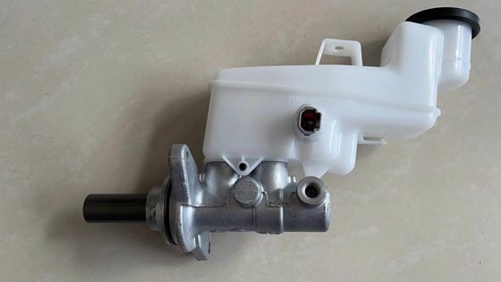 47201-06460 47201-06461 47201-06462 ブレーキマスターシリンダー AONE OEM FITS TOYOTA 4720106461 47201-06461