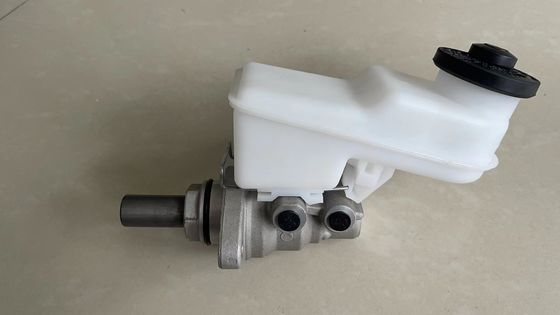 トヨタ 47207-52021 FITS ブレーキマスターシリンダーサブアセンブリ 貯水槽より少ないタンク NCP12L-BDMRKA 